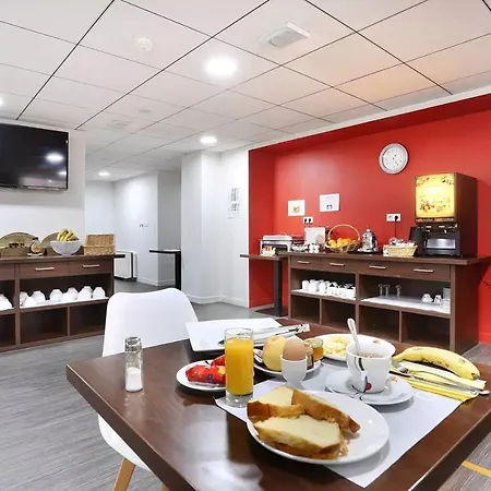 Odalys Centre Gare Aparthotel 4*